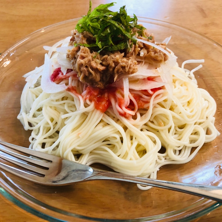 1人ランチにも◎さっぱりツナトマトそうめん